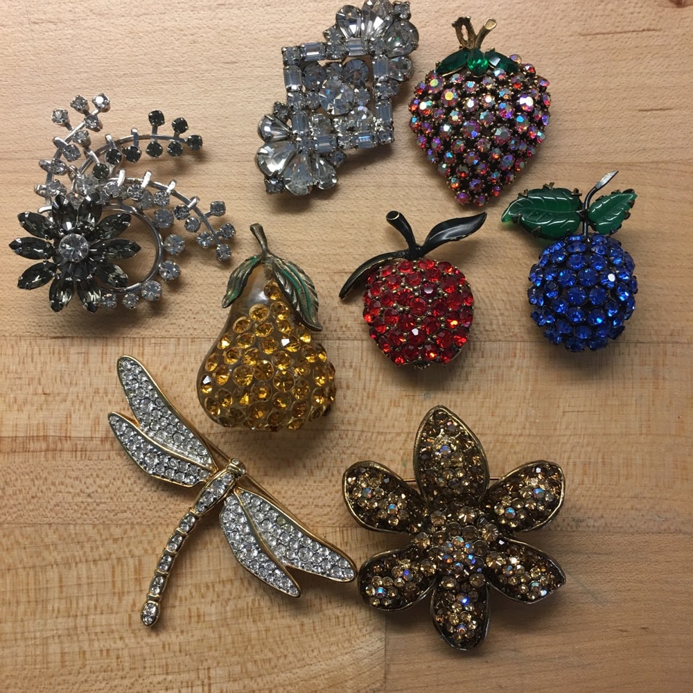 PLEASE NOTE: THESE BROOCH’S HAVE BEEN SOLD!